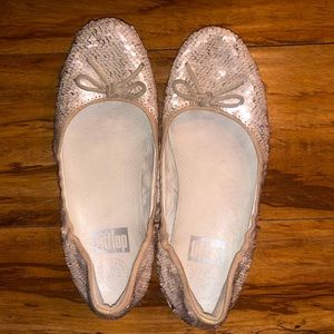 Fitflop Ballet flats, par pink sequins size 7